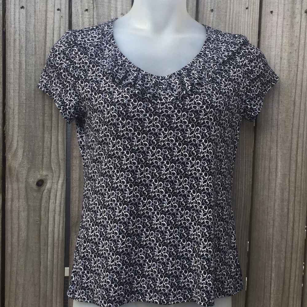 Black and White Blouse Size Medium
